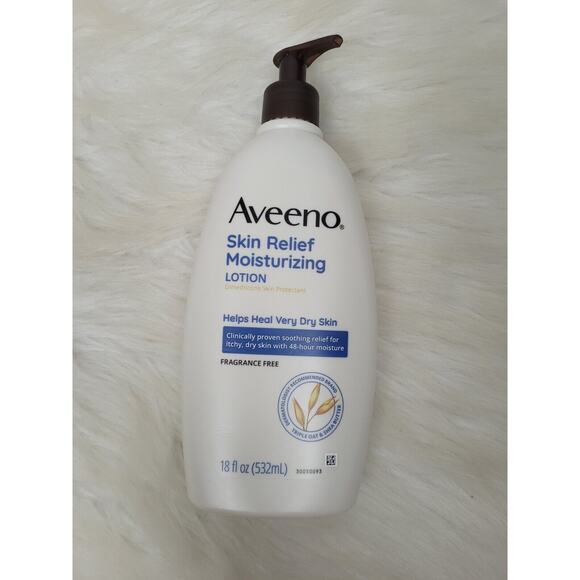 Aveeno Skin Relief Moisturizing Lotion for Sensitive Very Dry Skin 18 fl. oz 1PK - Picture 2 of 4